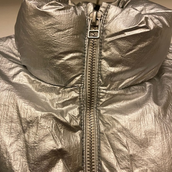 Zara Silver Puffer - Picture 2 of 5